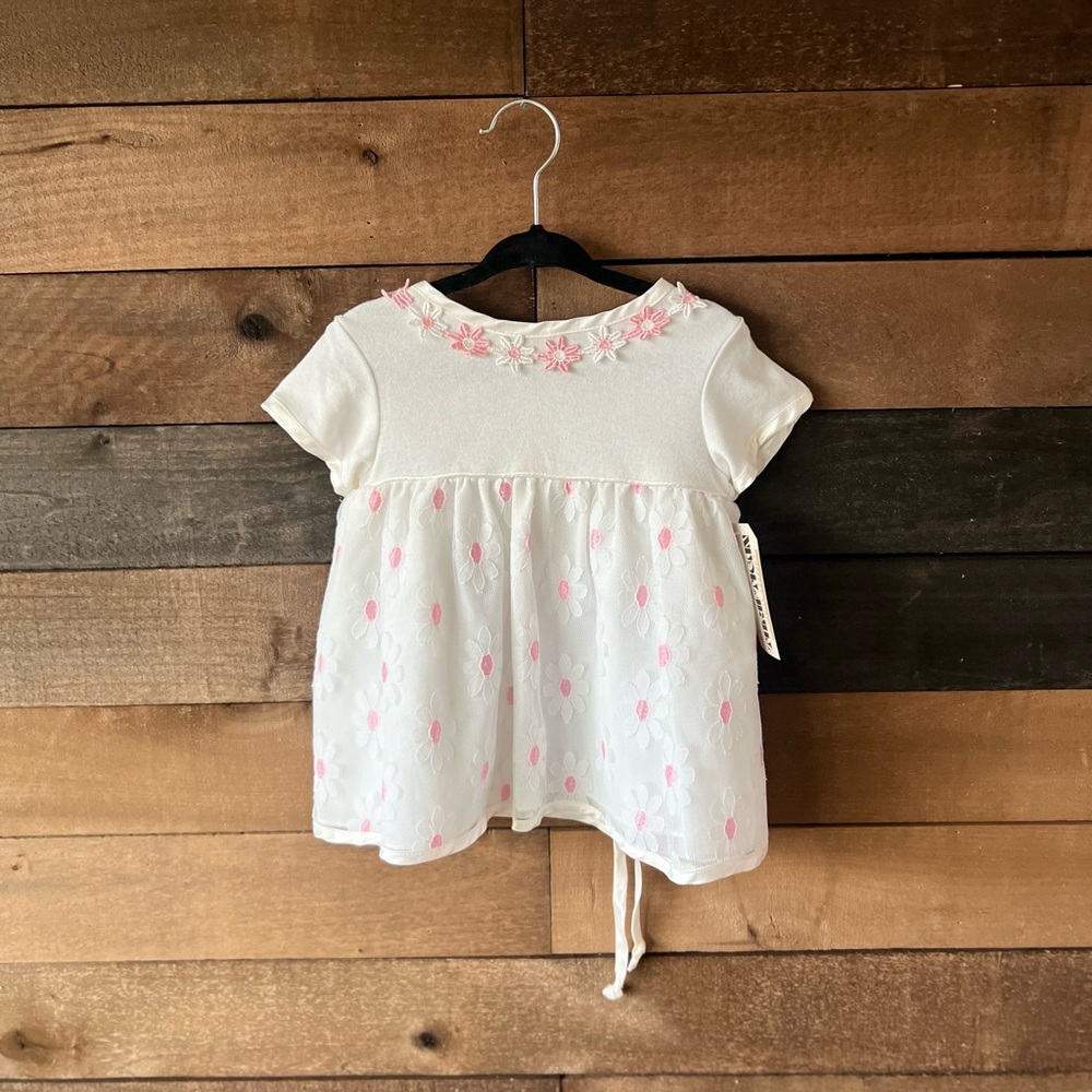 Vintage White and Pink Daisy Embroidered Baby Dress Size 12M - Picture 2 of 9